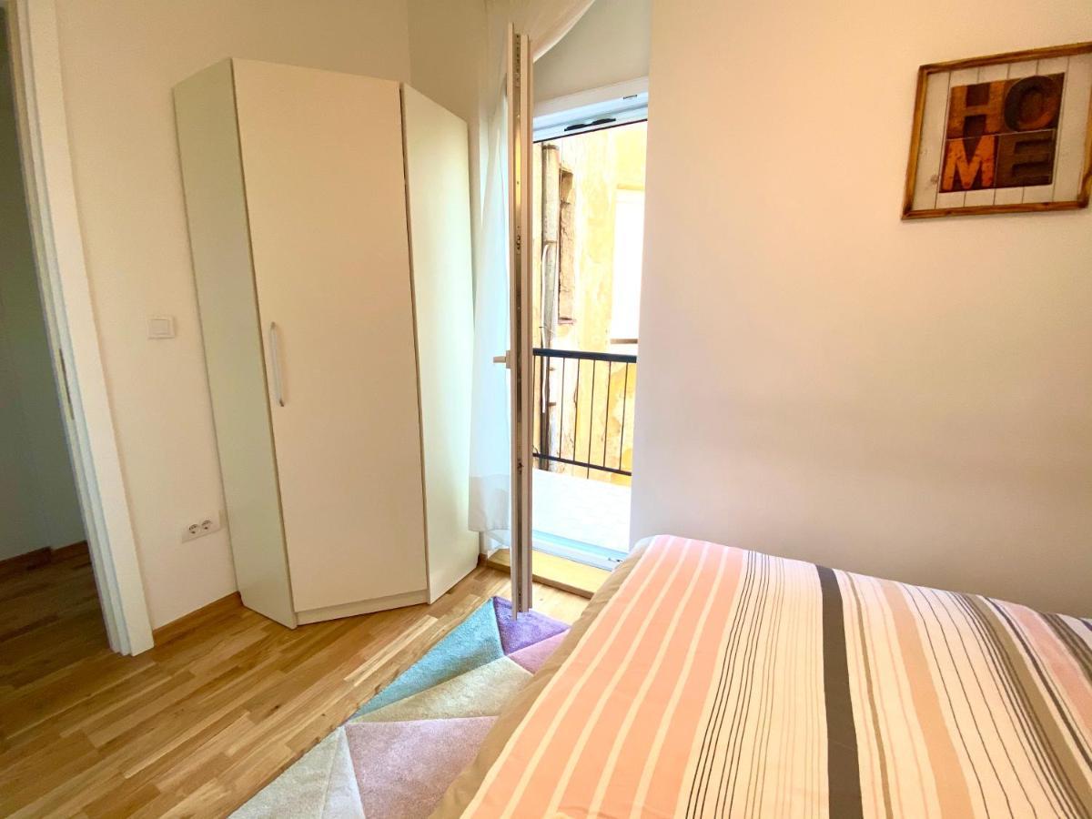 Apartamento Uptown Mili Belgrado Exterior foto
