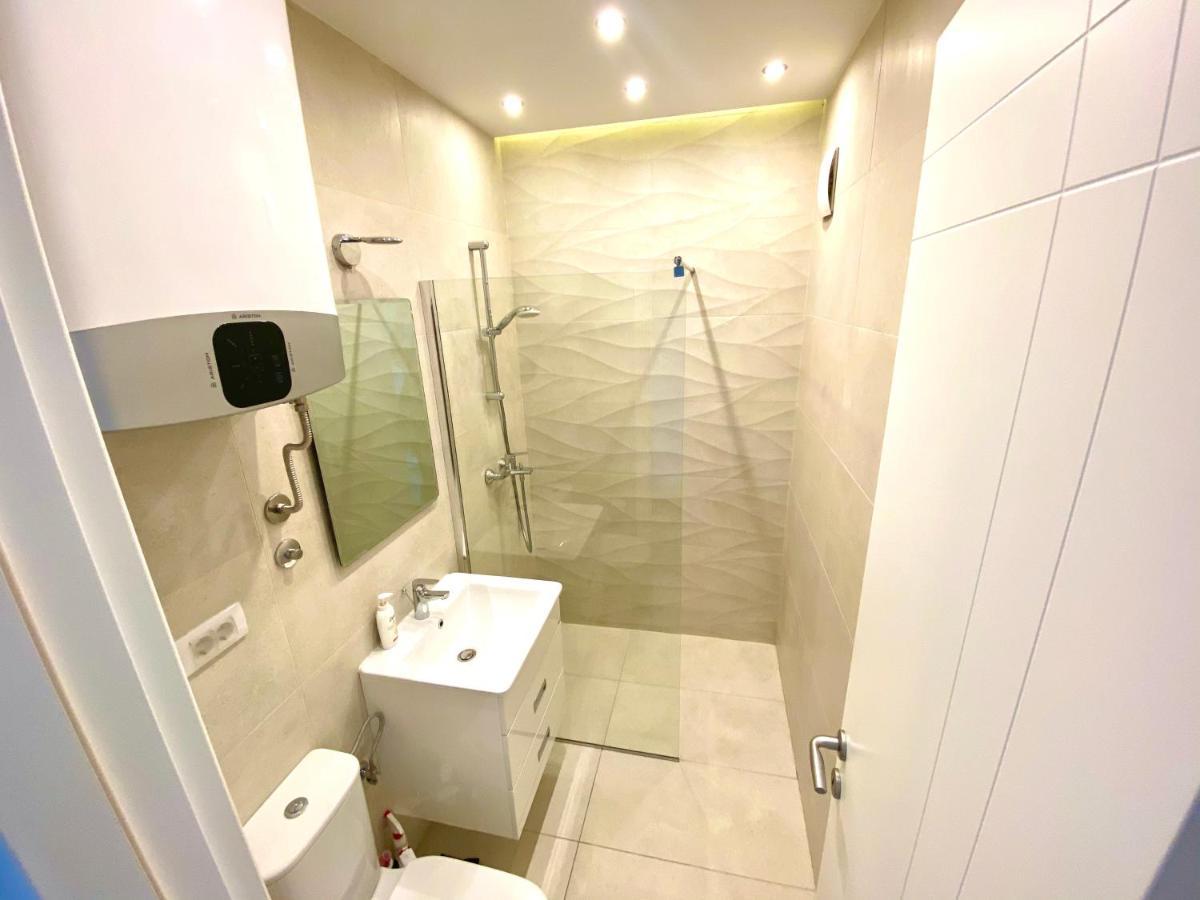 Apartamento Uptown Mili Belgrado Exterior foto