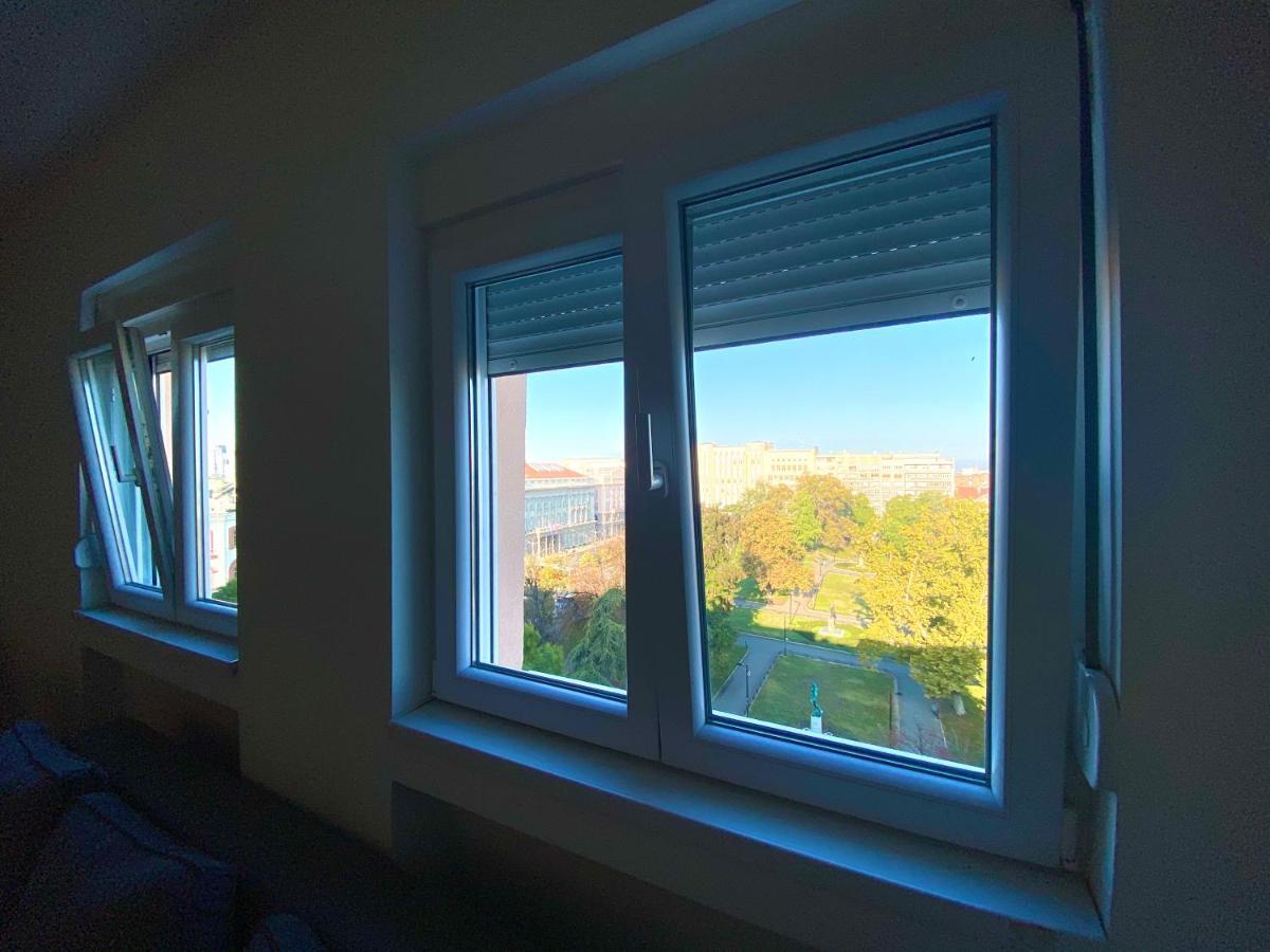 Apartamento Uptown Mili Belgrado Exterior foto